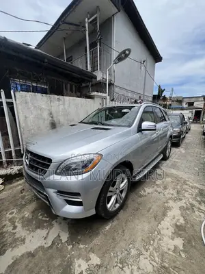 Mercedes-Benz M Class ML 350 4Matic 2012 Gray