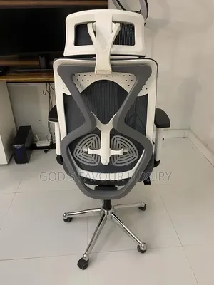 Ergonomic Office Swivel Mesh Chair.