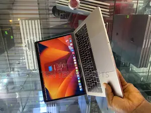 Laptop Apple MacBook Pro 2017 16GB Intel Core i7 SSD 512GB