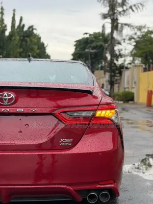 Toyota Camry XSE 2021 Red