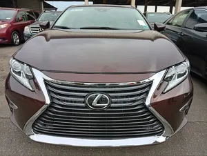 Lexus ES 2016 Red