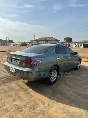 Lexus ES 300 2004 Green