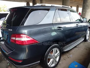 Mercedes-Benz M Class 2015 Gray