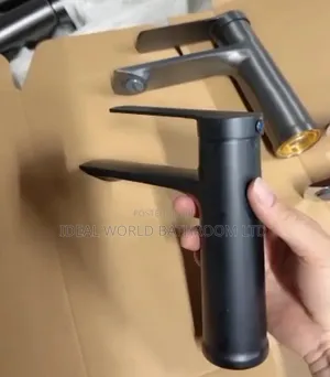 Short Basin Mixer Tap