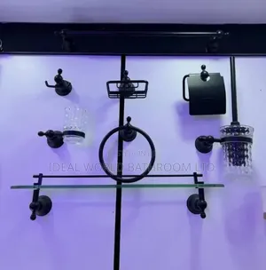 8 Set Bathroom Accessories