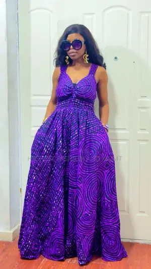Armless Gown With Pockets - Style 360