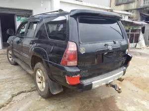 Toyota 4-Runner 2004 Black