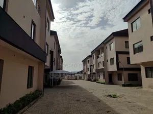 5bdrm Townhouse/Terrace in Katampe (Main) for sale