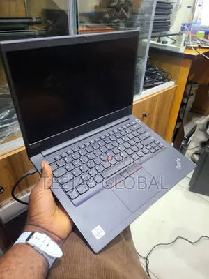 Laptop Lenovo ThinkPad E14 Gen 3 16GB Intel Core i5 SSD 512GB