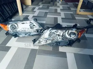Headlight/Headlamp for Toyota Venza 2010 Brand New