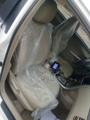Toyota Corolla 2008 White
