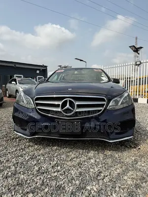 Mercedes-Benz E350 Base 4Matic Sedan AWD (3.5L 6cyl 7A) 2014 Blue