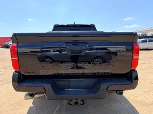 Toyota Tacoma TRD Off-Road Double Cab 4WD 5.0 ft. SB (Automatic) 2025