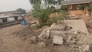 16bdrm House in Adigbe, Abeokuta South for sale