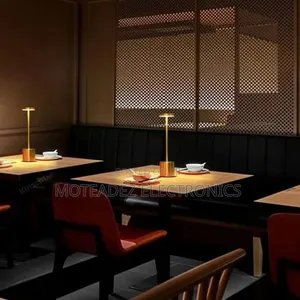 Rechargeable Cordless Bar/Restaurant Modern Romantic Dinner Table Lamp