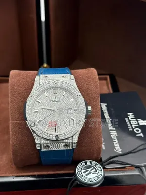 Hublot Luxury Men Iced Out Wristwatch –Stylish,Durable Classy Design