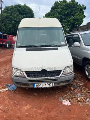 Mercedes-Benz Sprinter 2000 White