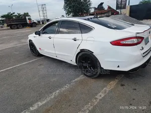 Ford Fusion SE 2013 White