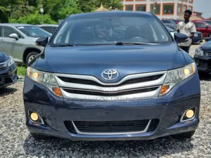 Toyota Venza XLE 4dr Wagon AWD (3.5L 6cyl 6A) 2015 Blue