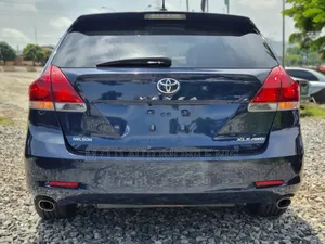 Toyota Venza XLE 4dr Wagon AWD (3.5L 6cyl 6A) 2015 Blue