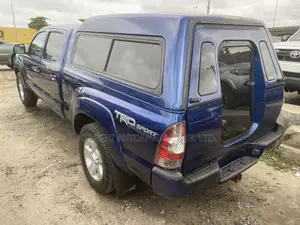 Toyota Tacoma PreRunner V6 4dr Double Cab 6.1 ft. SB (4.0L 6cyl 5A)