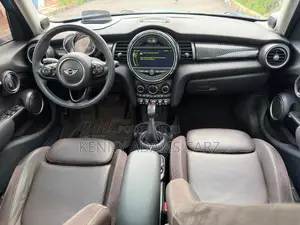 Mini Cooper 2016 Blue