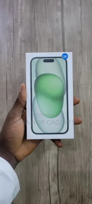 New Apple iPhone 15 128 GB Green