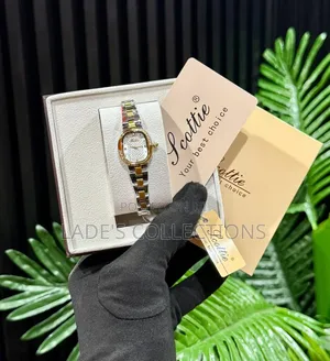 Scottie Women's Chain Wristwatch Comes With (Wrist Bracelets)