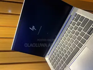 Laptop HP EliteBook 830 G7 16GB Intel Core i7 SSD 256GB