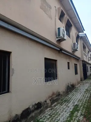 3bdrm Block of Flats in Ogba GRA for sale