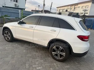 Mercedes-Benz GLC-Class 2017 White