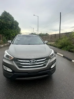 Hyundai Santa Fe SE AWD 2016 Gray
