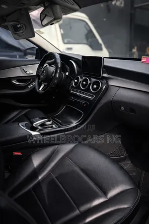 Mercedes-Benz C300 Sport 4dr AWD 4Matic Sedan (2.0L 4cyl 7A) 2015 Black