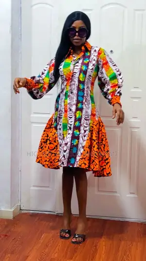 Short Gown With Long Sleeve - Style 700