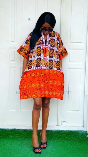 Short Gown - Style 870