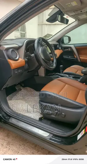 Toyota RAV4 2018 Black