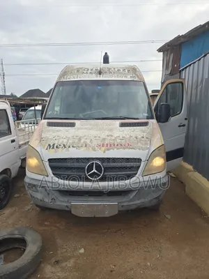 Mercedes-Benz Sprinter 2010 White