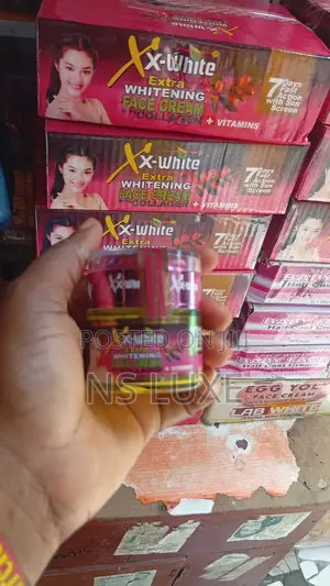 Xx White Extra Whiten-Ing Face Cream