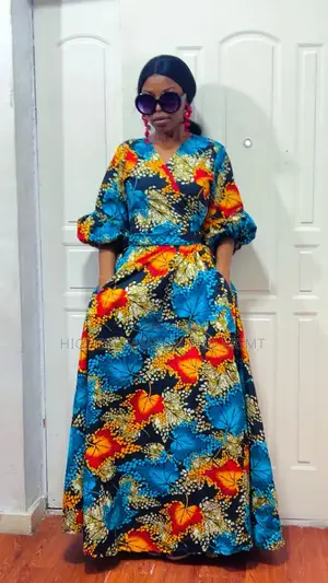 Rap Gown - Style 532