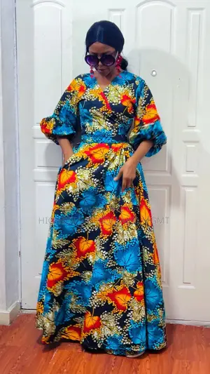 Rap Gown - Style 532