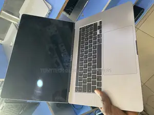 Apple Macbook Pro 2019 Screen