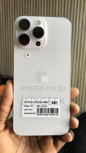 Apple iPhone 15 Pro Max 256 GB