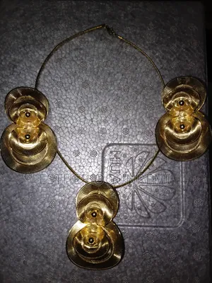 Beautiful Gold Necklace and Earrings