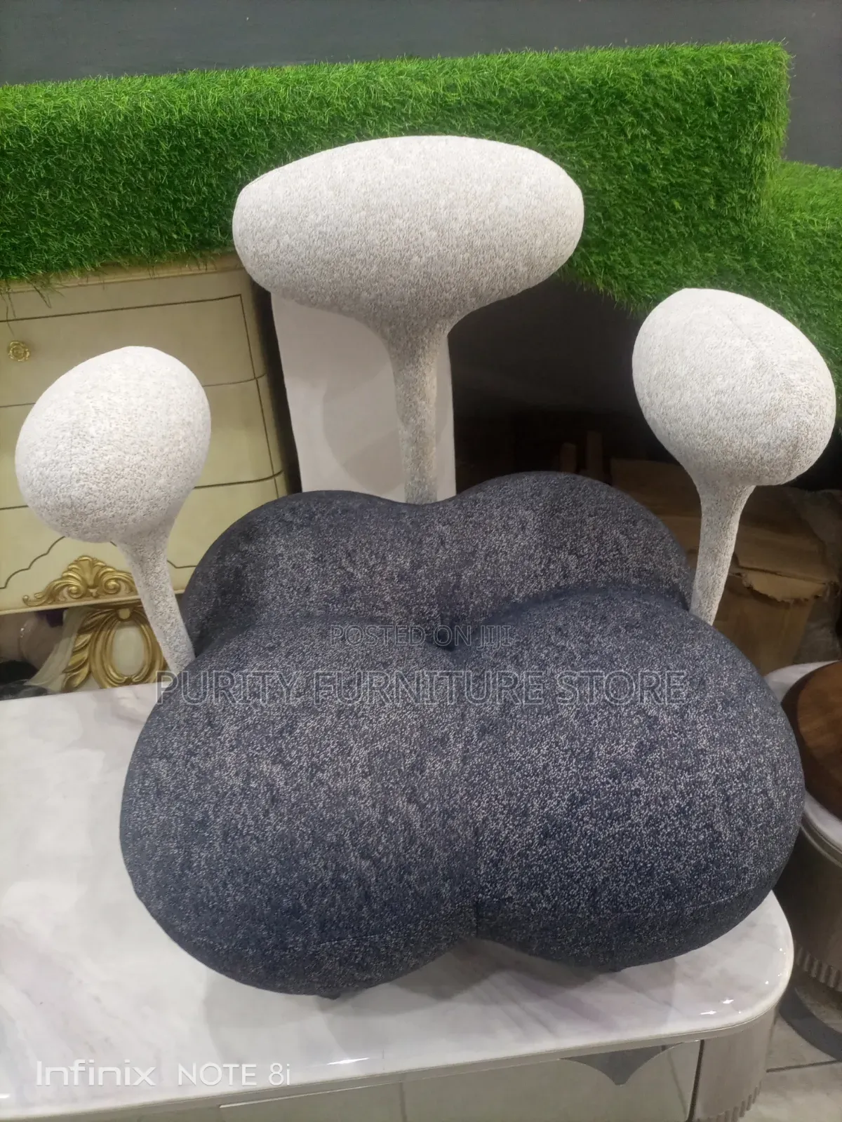 Console Chair