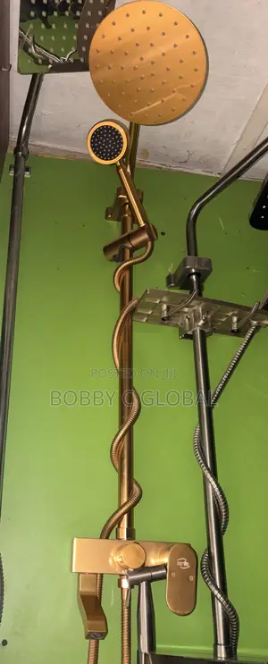 Ogs Gold Standing Shower Round