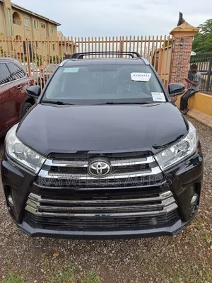 Toyota Highlander 2016 Black