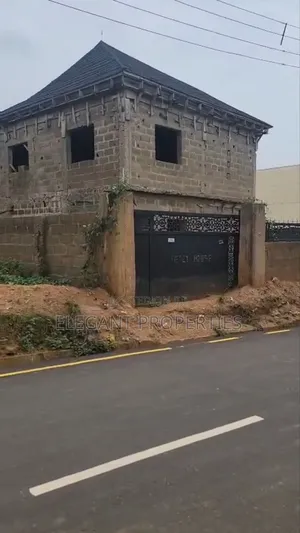4bdrm Duplex in Temidire Estate In for sale