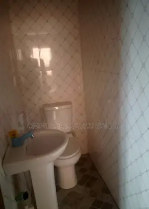 2bdrm Apartment in Aseese Olowotedo, Obafemi-Owode for rent