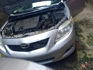 Toyota Corolla 2011 Silver