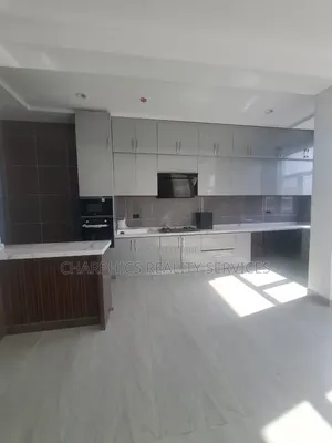 2bdrm Apartment in Lekki Phase 1 for rent